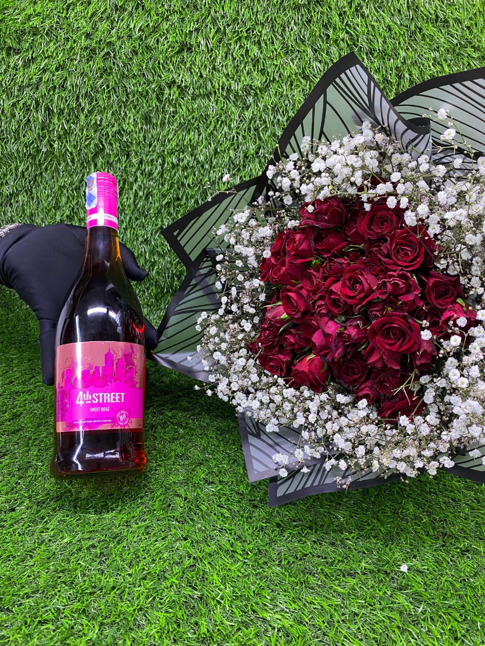 Valentine ladies flower gift pack